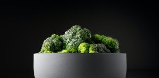 7 Superb Superfoods to Power Up Your Life : Discover MORE… green leaf plant on black round pot