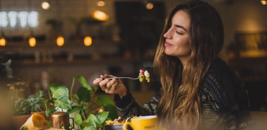 Nourishing Nutritional Strategies for Summer Season