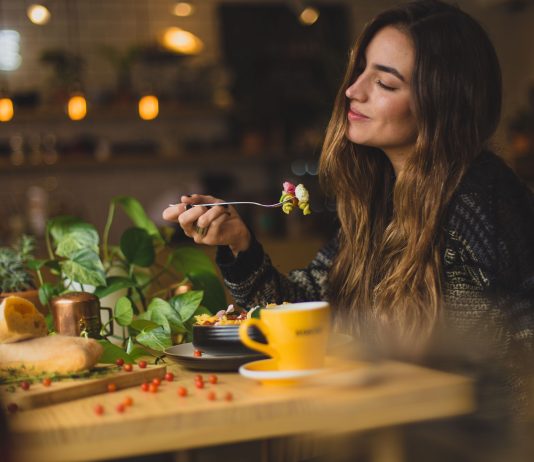 Nourishing Nutritional Strategies for Summer Season